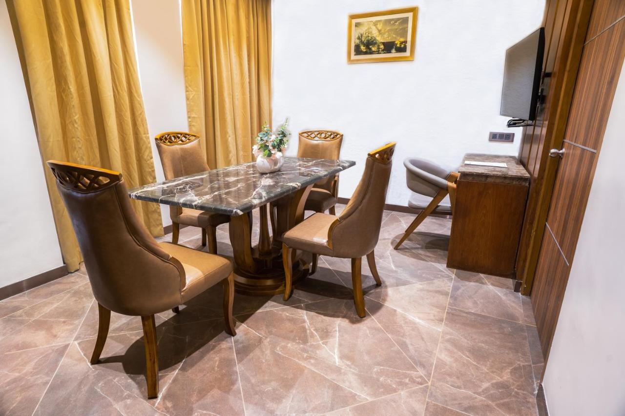 Marine Inn Hotel Kochi 外观 照片